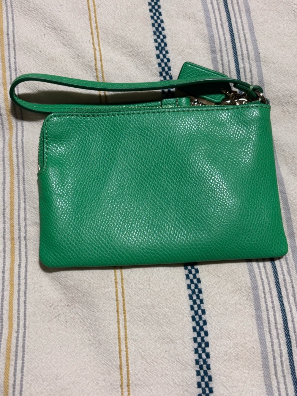 Coach Emerald Green Pebbled Leather Wristlet - Picture 2 of 5